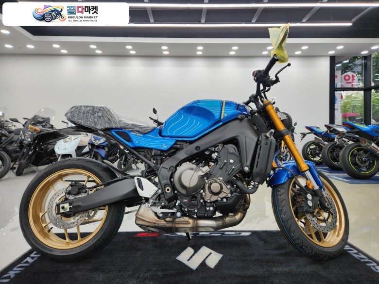-진주신평오토바이-  -야마하 XSR900 ABS-       - 2023년식신차-