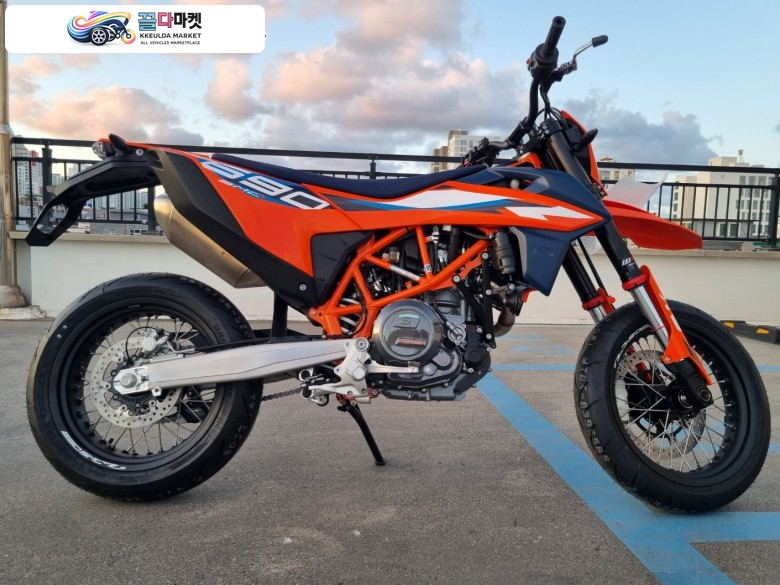 울산 동구 OK모터뱅크~2023 KTM 듀크690 상품권 100만원 증정행사!핫!핫!클릭!!