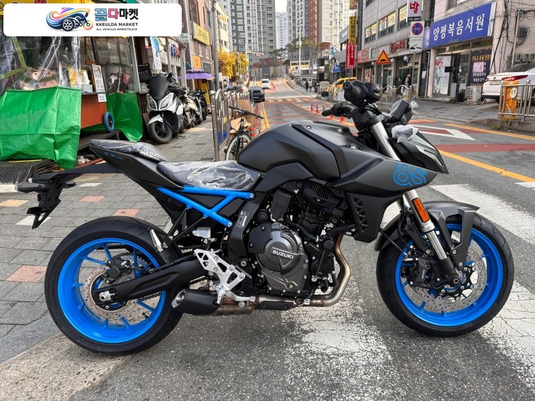 스즈키 GSX 8S 2024 신차 판매합니다