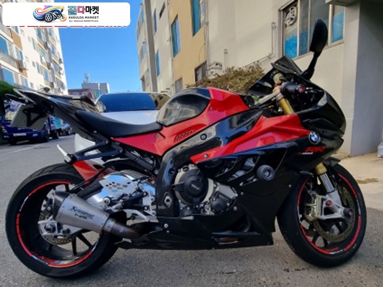 11년식 BMW S1000RR 판매 합니다.