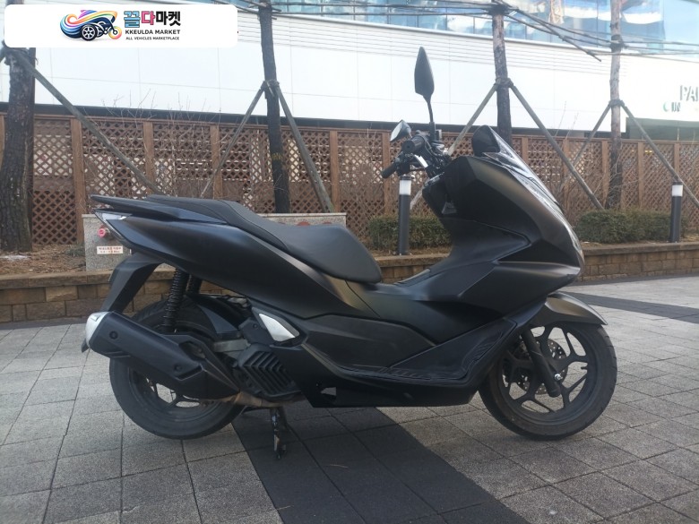 드라이브애드/DB-005/ 혼다 / PCX CBS /21년식/ 86,000km /자체 할부 판매