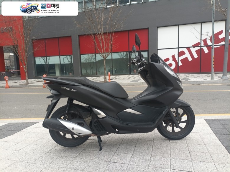 드라이브애드/DB-027/ 혼다 / PCX /19년식/ 74,000km /자체 할부 판매