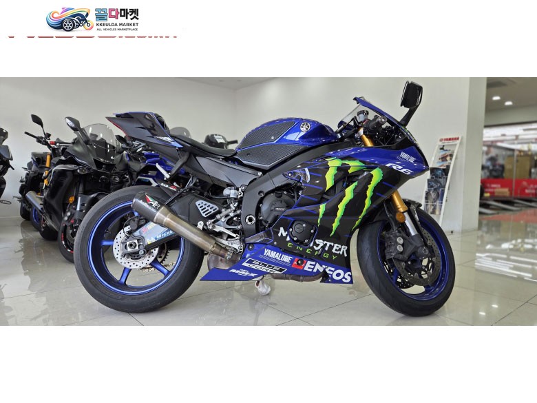 풀데칼 2018년식 YZF-R6판매합니다.