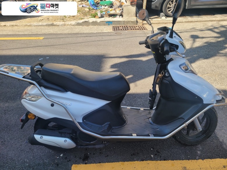 2022년식 KR모터스 파트너100 (99cc 보험료 할인혜택) 149만원 > 139만원