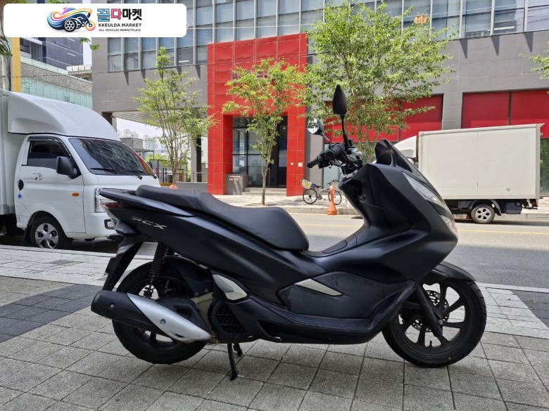 드라이브애드/DB-047/ 혼다 / PCX /20년식/ 9.9만km /자체 할부 판매