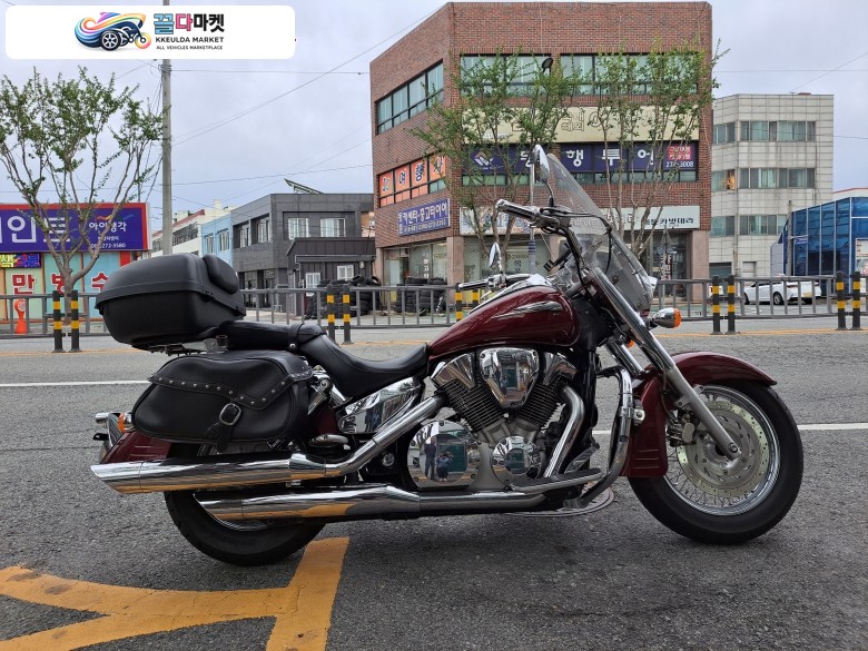 혼다 VTX1300 팔아봅니다.