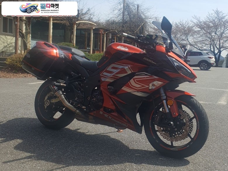 Z1000sx  팝니다.