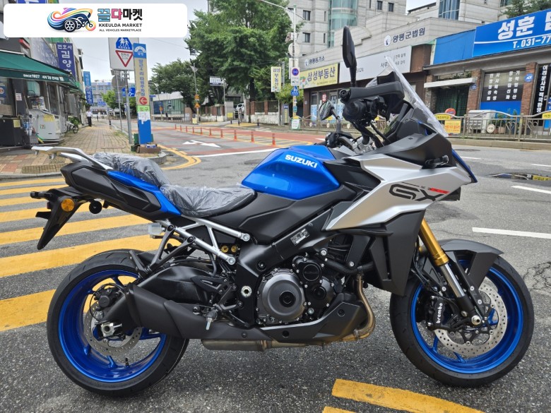 2024 S1000GX 신차 판매합니다. 매장 보유 즉시출고