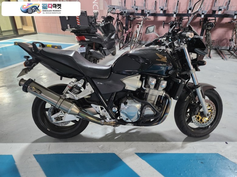 혼다 CB1300 SF 2003년식 팔아요