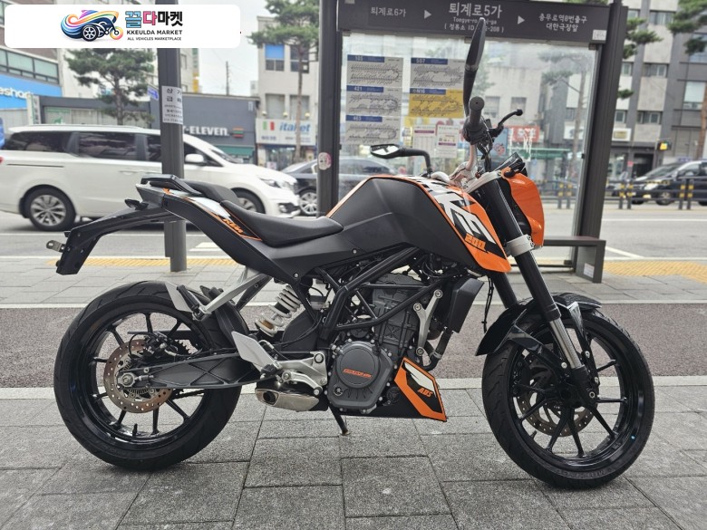 ▶ KTM 듀크200 / 상태좋은매물 / 할부,대차,캐피탈 가능 ◀