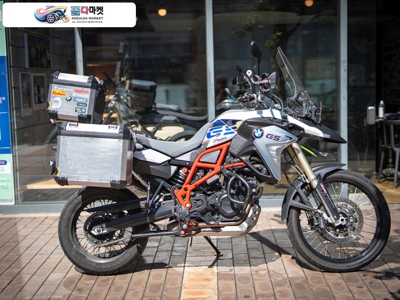 적은 킬로수의 16년 무사고 F800GS 팝니다.