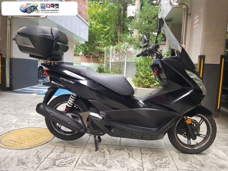 29725km 출퇴근용으로만 타고 다닌 깨끗하게 관리 된 15년식 Pcx125 서울 동대문