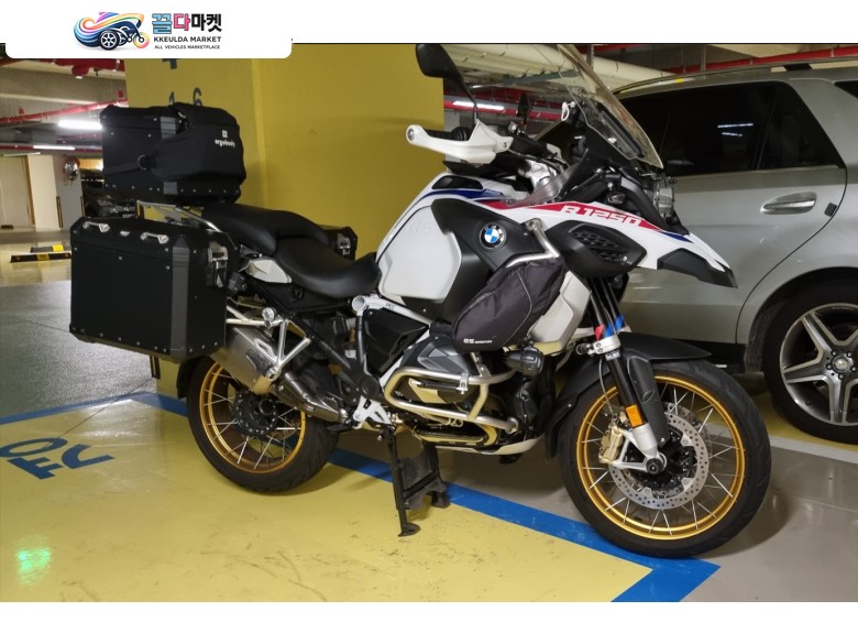 21년 4월출고 1250gsa 1인신조 차량 팝니다