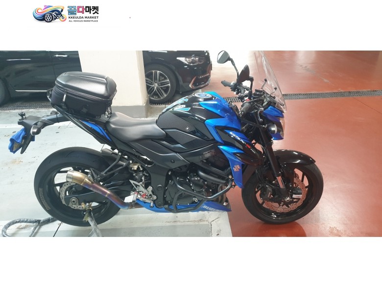 스즈기 GSX S 750