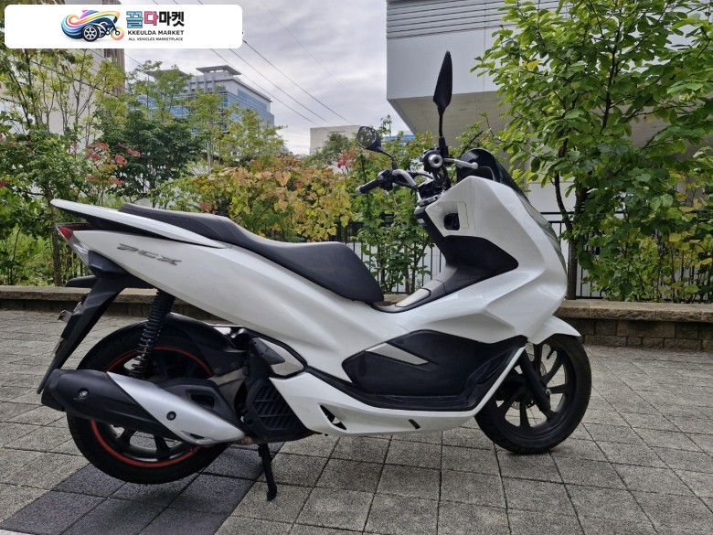드라이브애드/DB-065/ 혼다 / PCX /19년식/ 6.6만km /중고 오토바이 판매