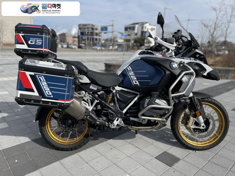 BMW R1250GS ADV 24년식 신차컨디션 차량 판매합니다.