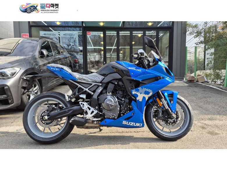 스즈키 하남점 바이크몽) GSX-8R 2025년식 신차 판매합니다. / 취등록세 지원 개소세 할인