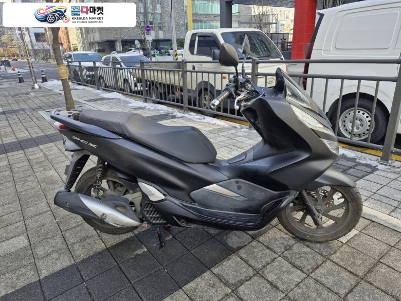드라이브애드/DB-081/ 혼다 / PCX /19년식/ 3.6만km /중고 오토바이 판매