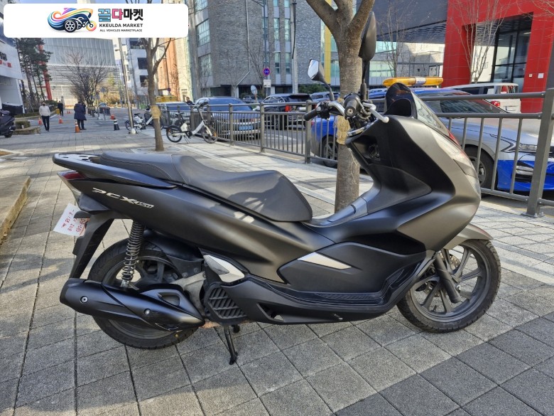 드라이브애드/DB-083/ 혼다 / PCX /18년식/ 0.6만km(메다 교체) /중고 오토바이 판매