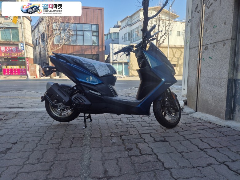 킴코KRV200신차팝니다