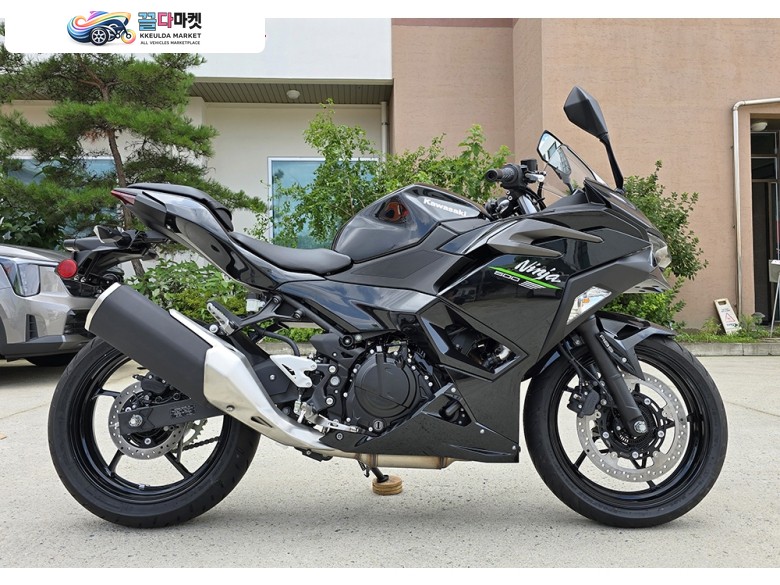 • 바이크월드 • 2025년식 가와사키 신차 • NINJA 500 •