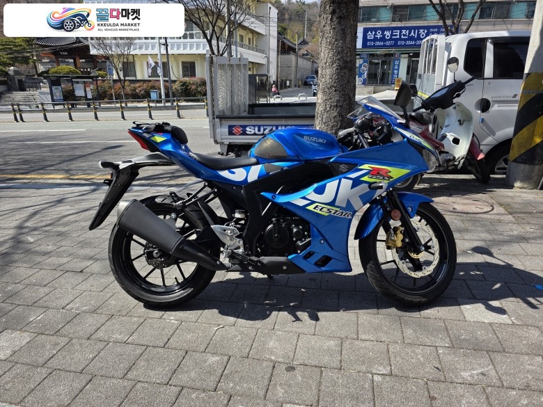 스즈끼 GSX-R125 23년식 블루