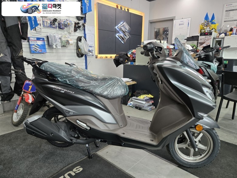스즈끼/BURGMAN STREET 125EX