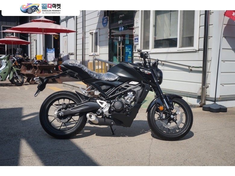 [신차] 혼다 CB125R 맷블랙 스포츠 네이키드 2025년
