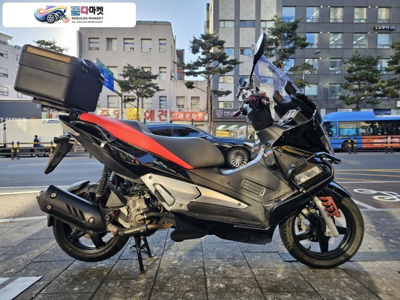 ▶ 아프릴리아 SRMAX300 / 할부,대차,캐피탈 가능 ◀