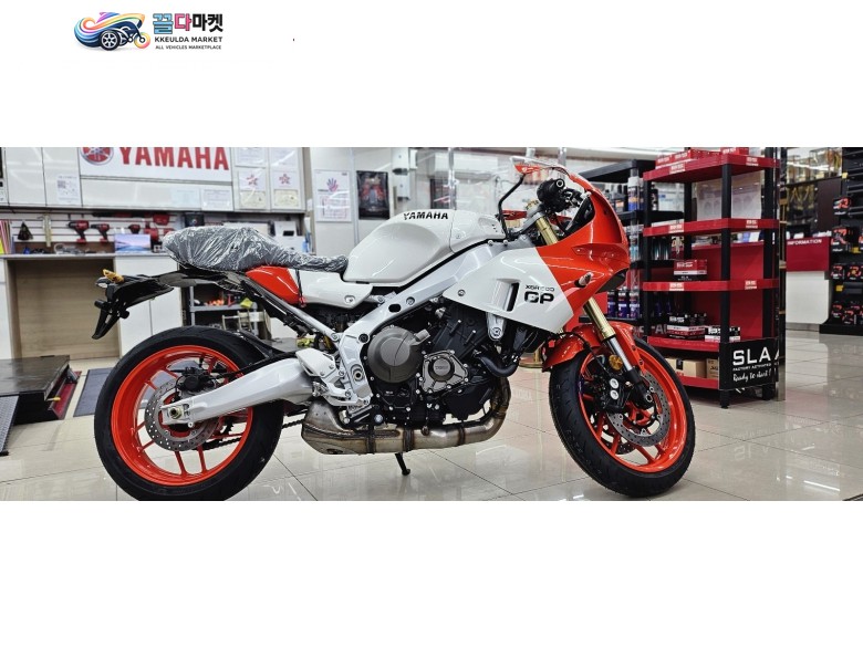 YAMAHA / XSR900GP / 신차입고