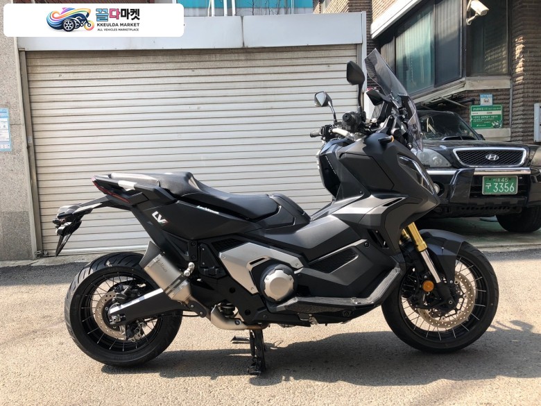24년식 X-ADV750 판매합니다.