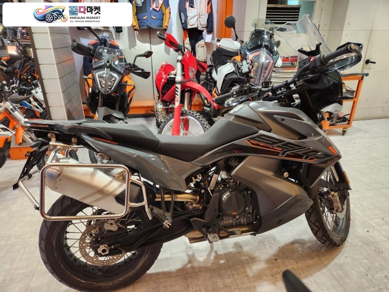 22년식 890adv s 판매합니다.