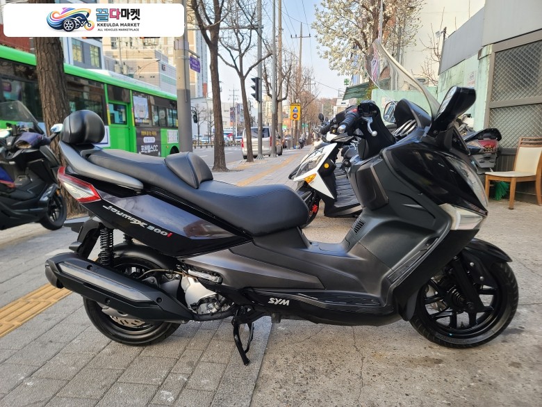 유성바이크   전차종 매입가능   대차 가능  깔끔  합니다