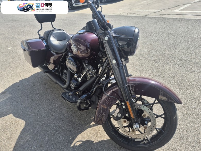 HARLEY DAVIDSON FLHRXS