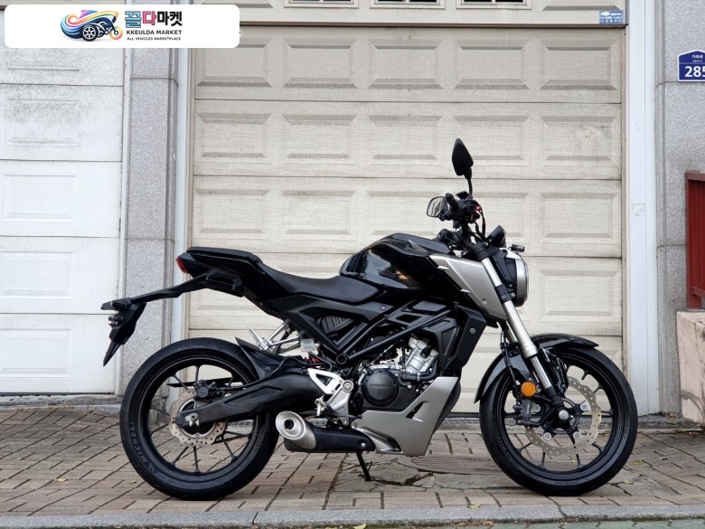 몽키바이크 - 18년식 혼다 CB125R (S+급!무사고!2만실주행!2채널블박!점검완료!) 오토바이매입!대차가능!전국바이크매입!