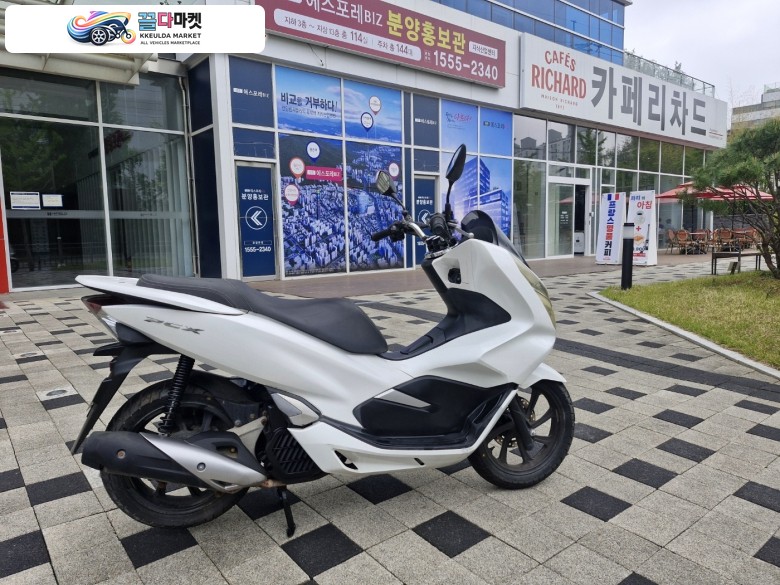 ▶▷드라이브애드/DC-007/ 혼다 / PCX /18년식/ 1.8만km(메다 교체) /중고 오토바이 판매◁◀