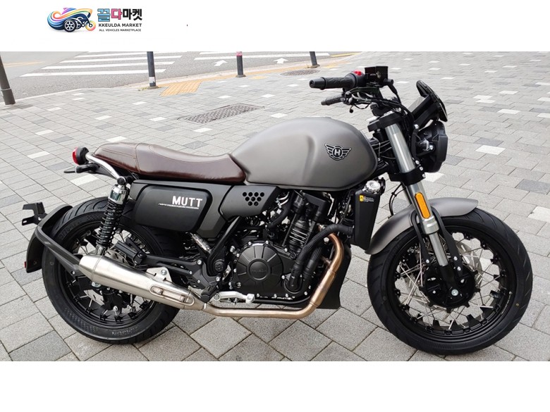 23년식 뮤튜400 그레이색상 현금 198만원 즉시할인! 3대한정**프로모션**지넷2채널 블박 +  전용사이드백 무상 증정//카드16개월무이자가능//캐피탈환영!