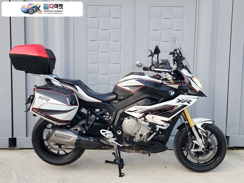 BMW S1000XR 아크라포빅 풀배기 삼박스 판매합니다.