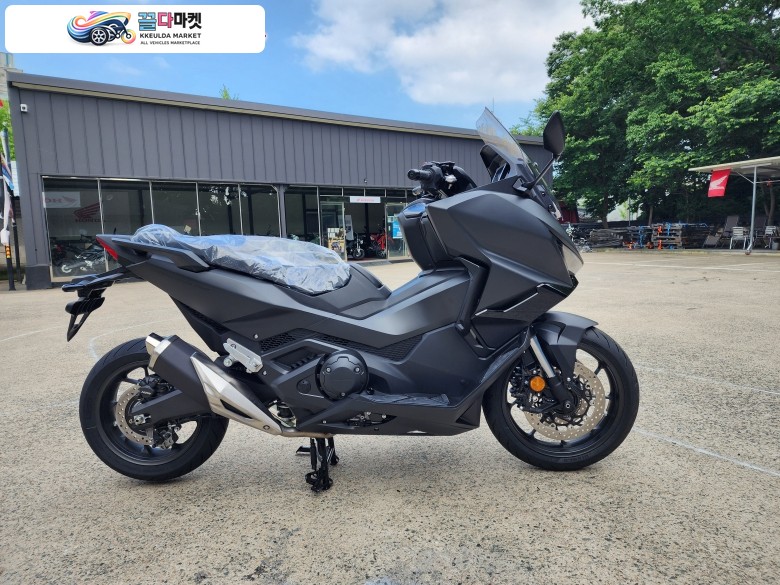 [신차]HONDA 혼다 2026년 포르자750 맷블랙