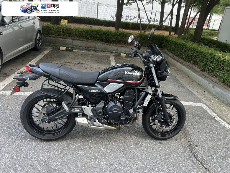 명차 가와사키 z650rs
