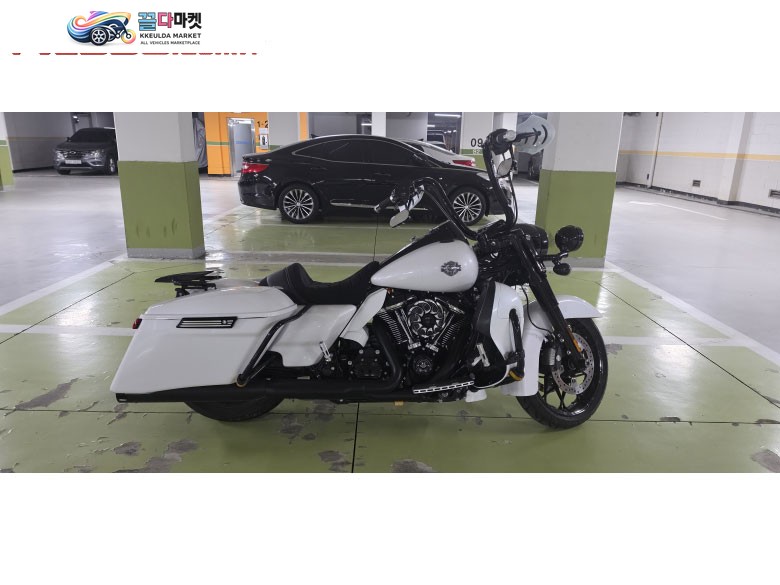 풀튜닝 풀구변 깨끗한 백마 로드킹 판매합니다.