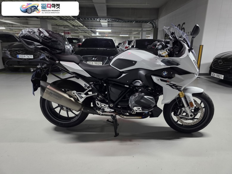 BMW R1250RS/24년11월/6000Km/아크라포빅 구변(소음기X)/리스승계/현금