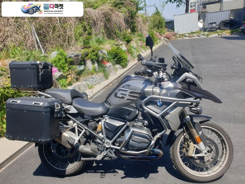 관리잘된 1인차주 2018년식 R1200GS-EXC 판매합니다.
