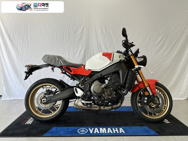 안녕하세요 야마하 4S 딜러 천안점 모토프로 입니다. 2025 신형 XSR 900 신차 판매합니다