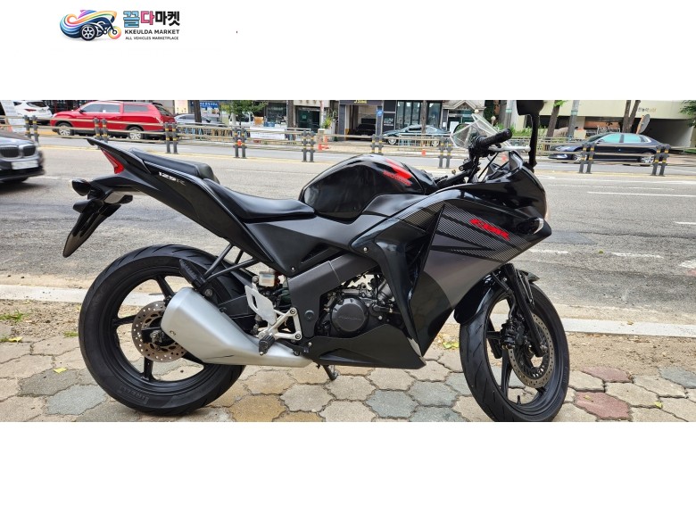cbr125 정비완료품 년식대비 상태최상 무조건구매!!!!!
