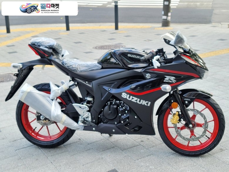 2025년 GSX_R125 블랙 신차!입문자용최고인기모델!카드12~22개월무이자상담!캐피탈환영!매입대차문의환영!
