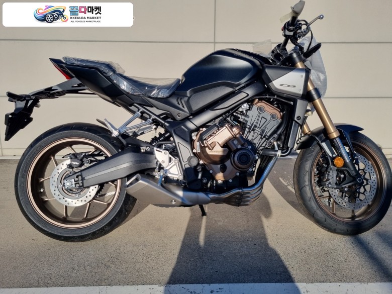 울산동구 OK모터뱅크 2025 혼다 CB650R 세계최초 자동제어 E-클러치탑재!핫!핫!클릭!!