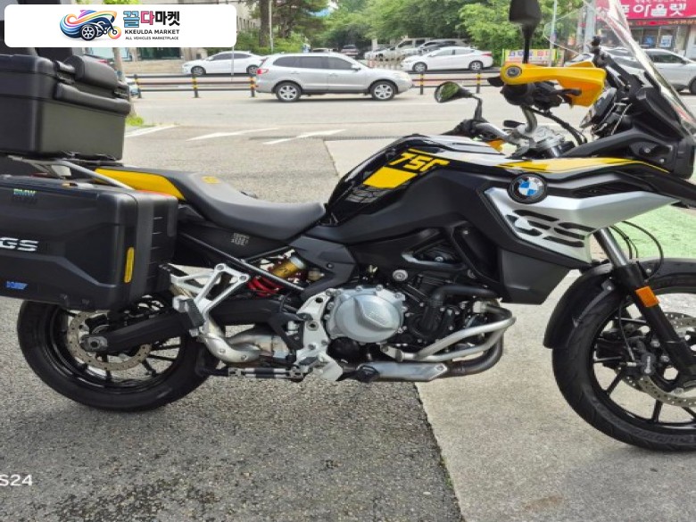 BMW F750GS