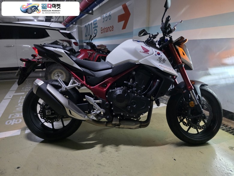 cb750 호넷 (23년식, 24년 출고)