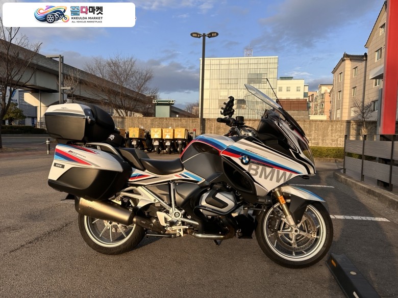 BMW R1250RT 2019년식 판매 및 대차 해 봅니다.